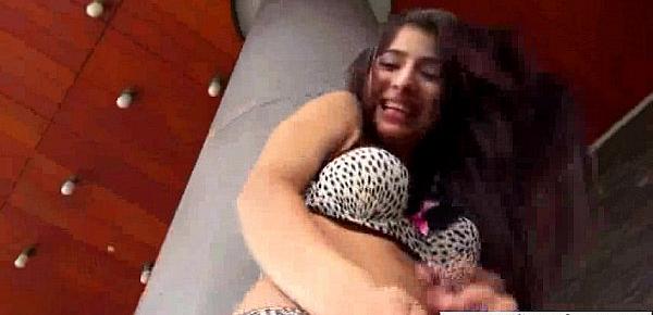  Solo Girl Get To Orgasm With All Kind Of Sex Toys video-05